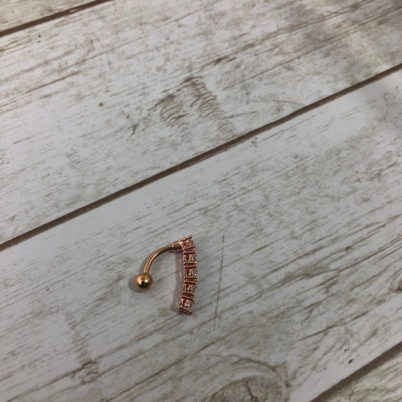 FIVE CUBIC ZIRCONIA Drop Stainless Steel Rose Gold Plated Belly Ring - Picture 3 of 6